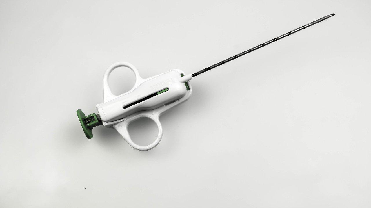 AIGUILLE À BIOPSIE SEMI-AUTOMATIQUE